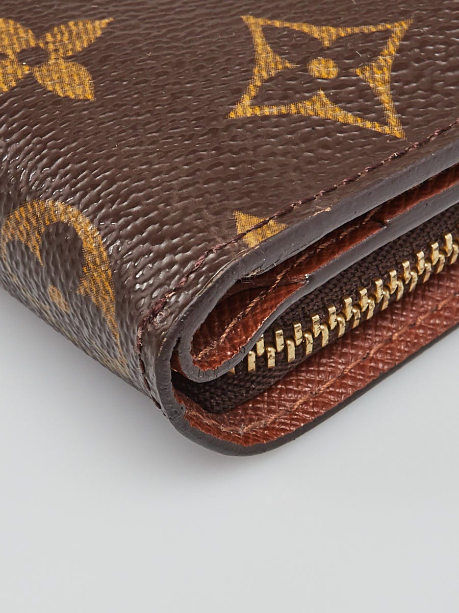 Louis Vuitton Monogram Canvas Zip Compact Wallet | Yoogi's Closet
