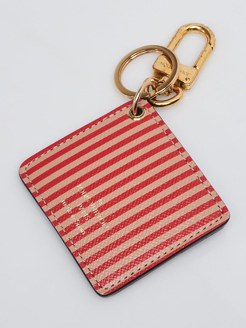 Louis Vuitton Limited Edition Monogram Canvas Illustre Bordeaux Trunk Key  Holder and Bag Charm - Yoogi's Closet