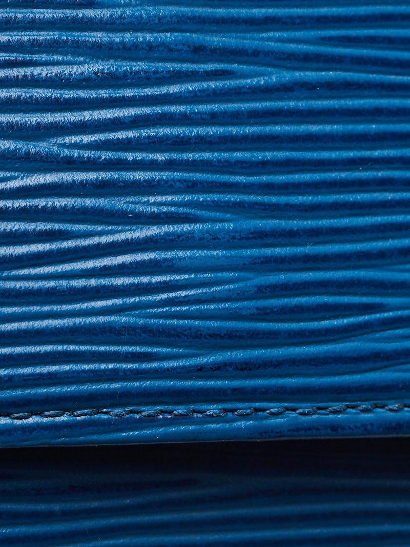Vintage 90s Louis Vuitton Blue Epi Leather Toledo Multicles 6 Key Holder  MI1918