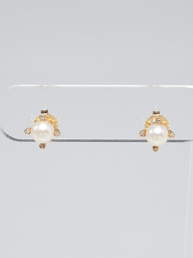 David Yurman 18k Gold Pearl and Diamonds Earrings