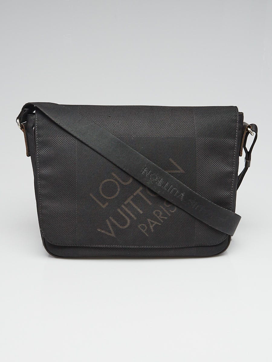 Louis Vuitton Black Damier Geant Canvas GM Messenger Bag - Yoogi's