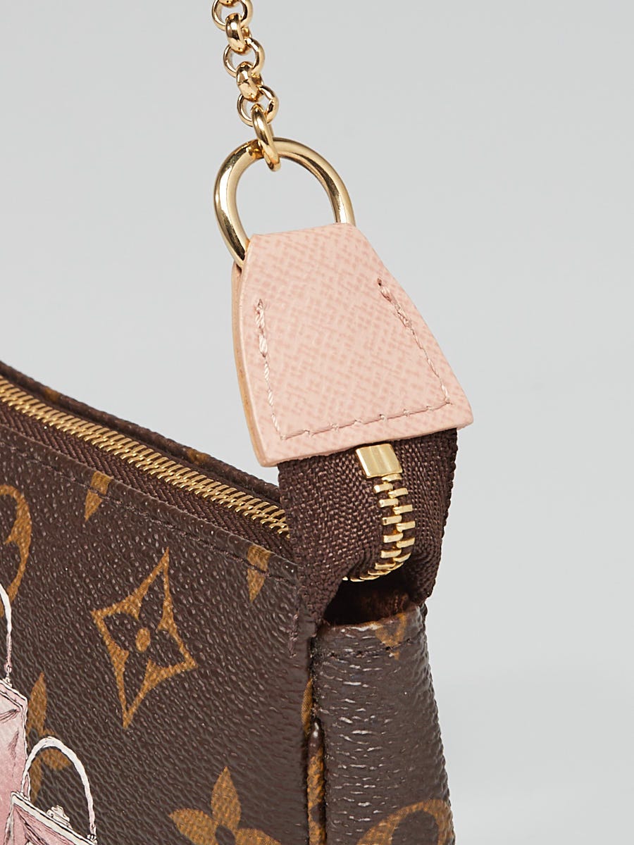 Louis Vuitton Monogram Canvas Essential Trunk Key Chain and Bag Charm -  Yoogi's Closet
