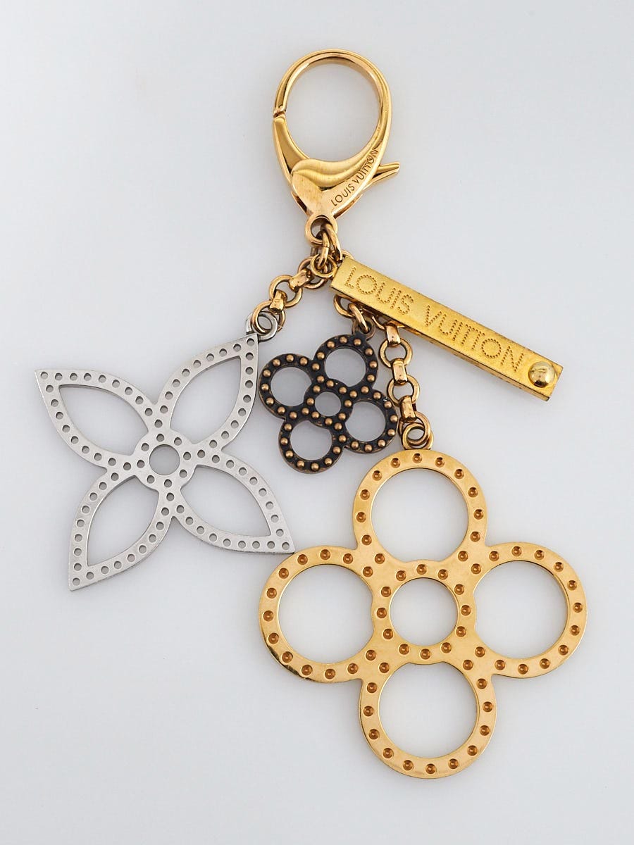 Louis Vuitton Goldtone Metal LV Circle Key Holder and Bag Charm - Yoogi's  Closet