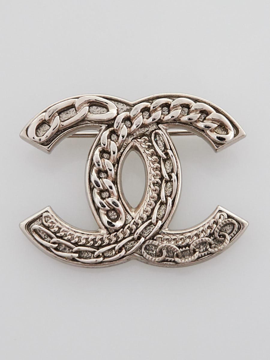 Chanel Silvertone Metal Chain CC Pin Brooch - Yoogi's Closet