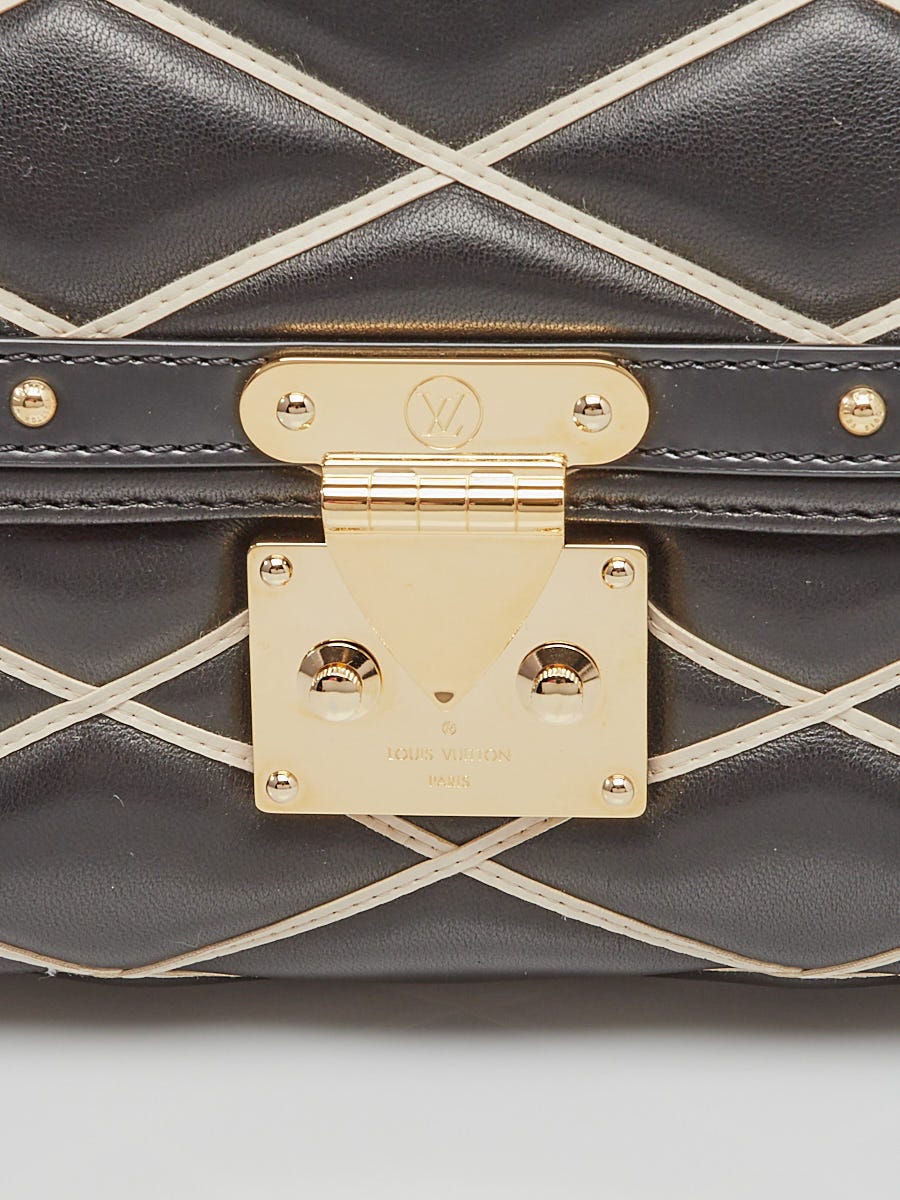 LOUIS VUITTON Malletage Pochette Flap Shoulder Bag Beige Black Leather  M50004