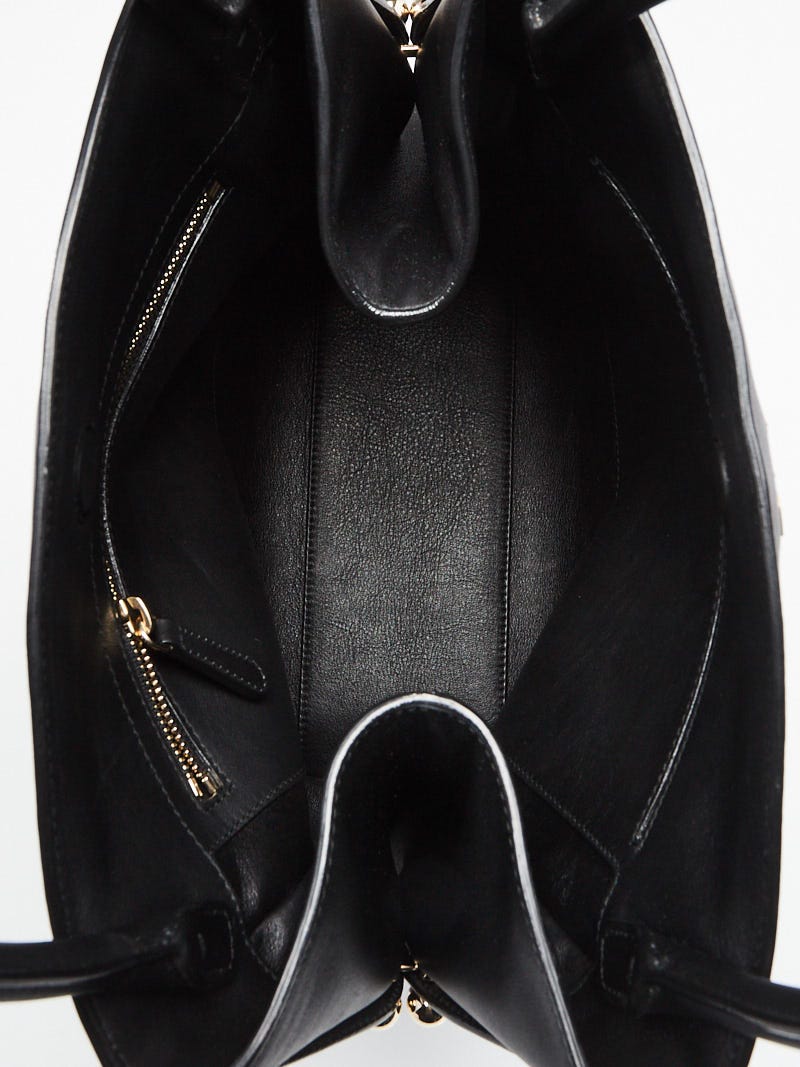 Christian Dior Black Leather Medium Detective Bag - Yoogi's Closet