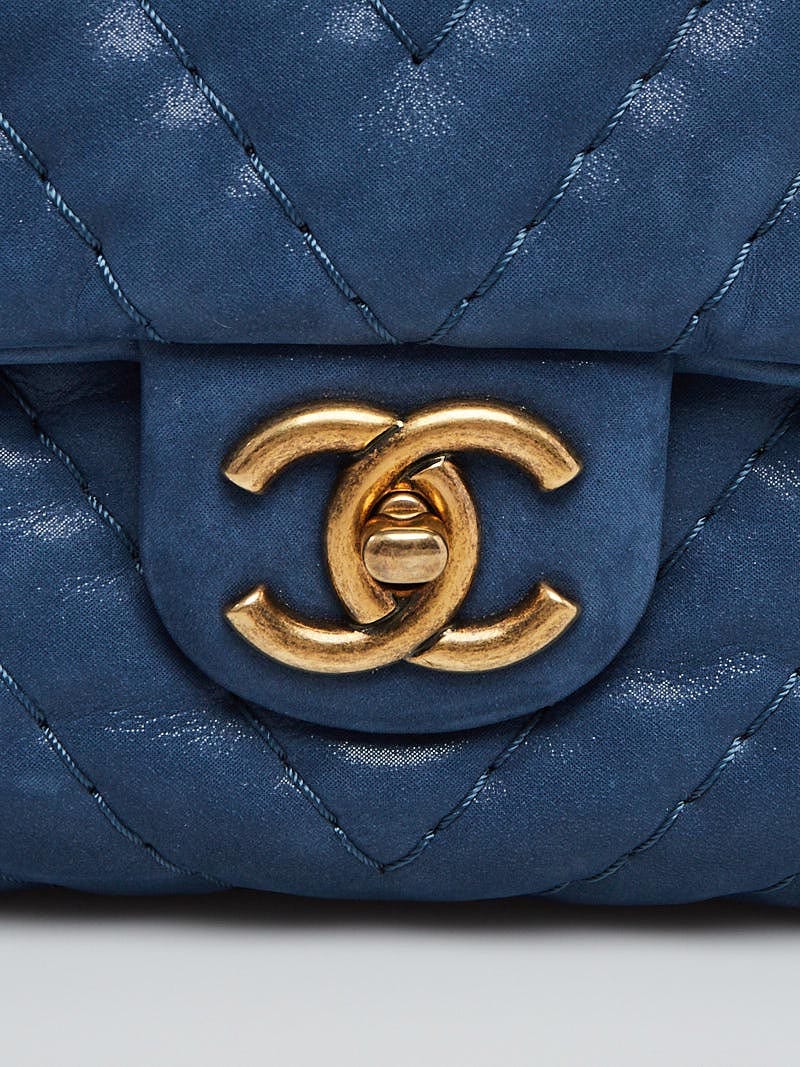 Chanel Blue Chevron Quilted Iridescent Leather Surpique Jumbo Flap Bag -  Yoogi's Closet