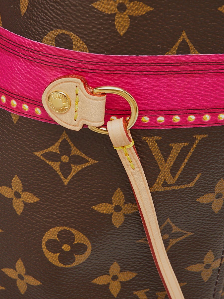 Louis Vuitton Limited Edition Monogram Canvas Trompe L'oeil Screen