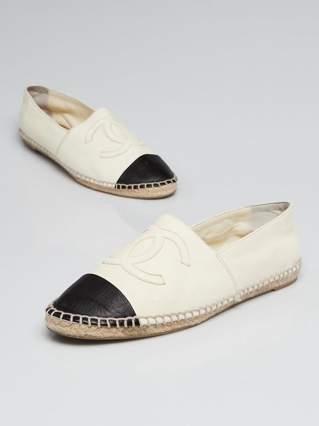 Chanel Beige/Black Lambskin Leather CC Espadrille Flats Size 7.5/38