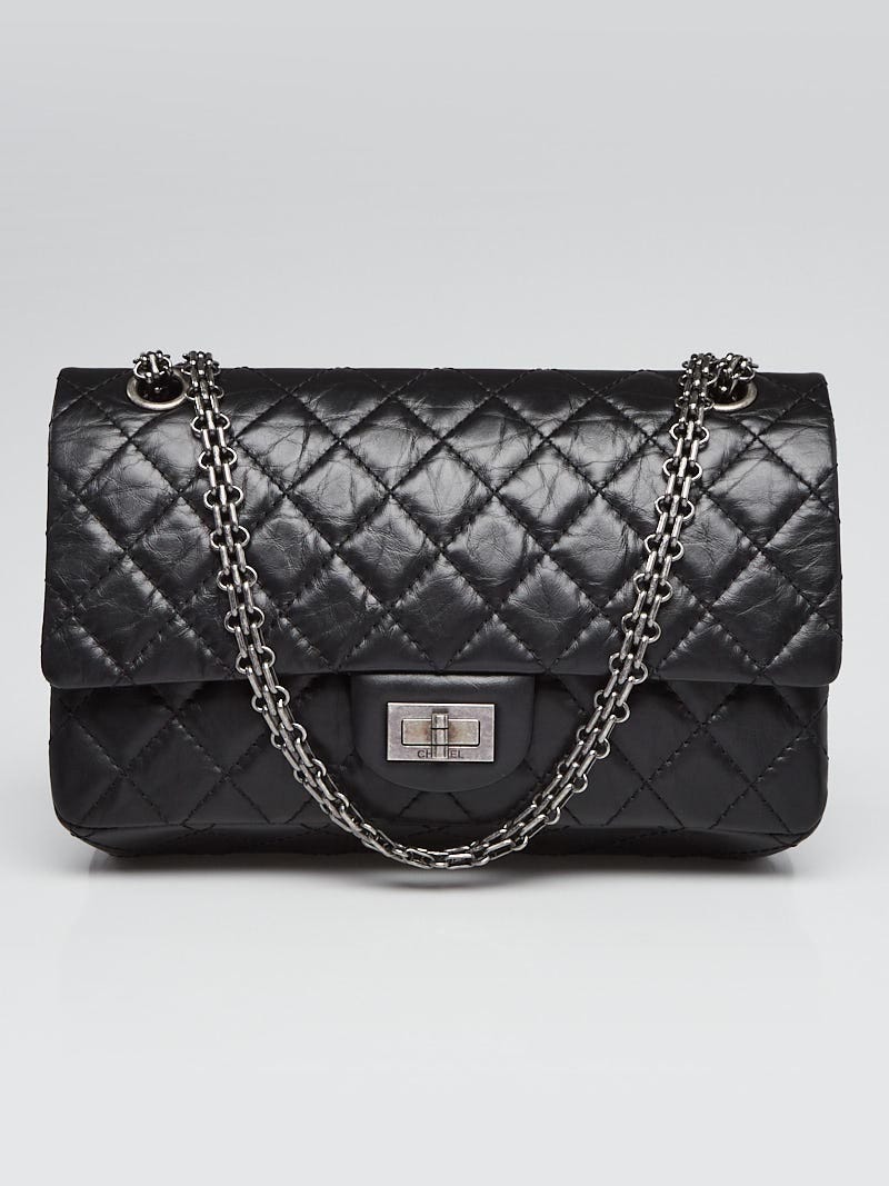 Chanel Black 2.55 Reissue Quilted Classic Calfskin Leather 225