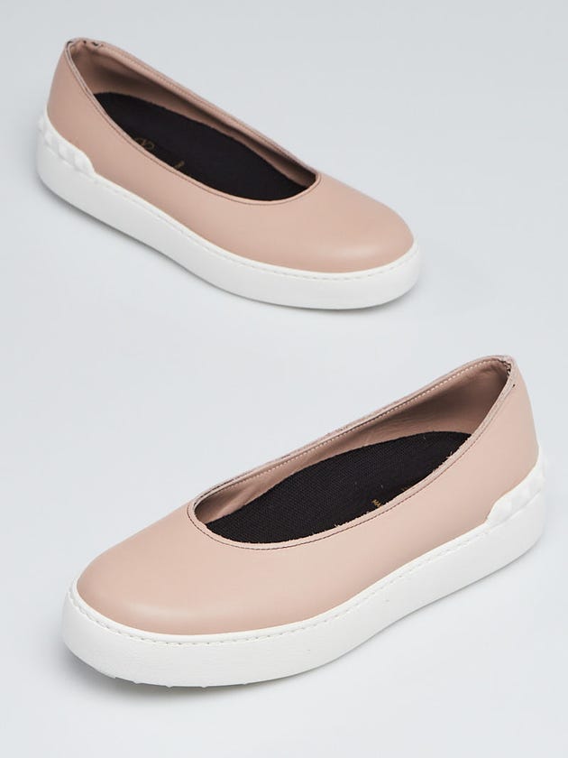 Valentino Nude Leather and Rubber Rockstud Slip-on Flats Size 4.5/35