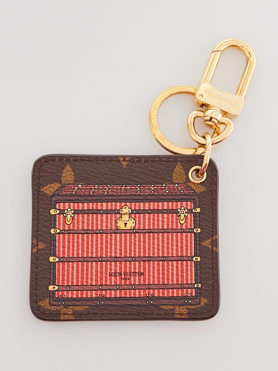 Louis Vuitton Limited Edition Monogram Canvas Illustre Bordeaux Trunk Key  Holder and Bag Charm - Yoogi's Closet