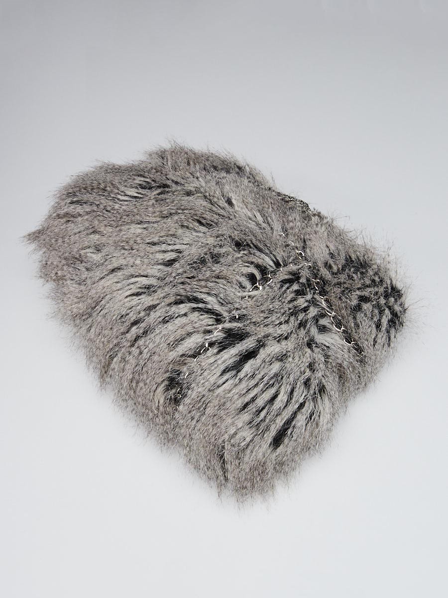 Amazon.com: ZHENAIYISHENG Furry Faux Fur Boots for Women