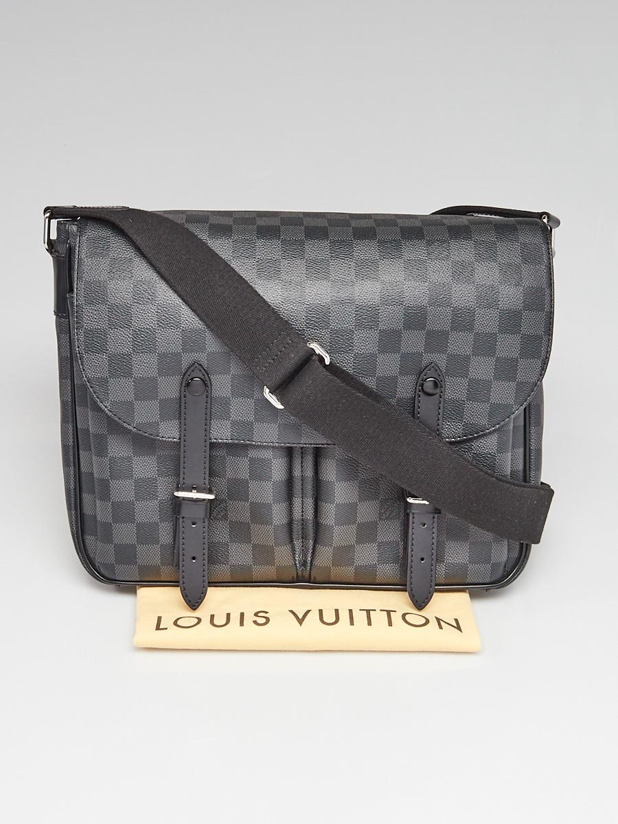 Louis Vuitton Christopher Messenger Bag Leather In White - Praise