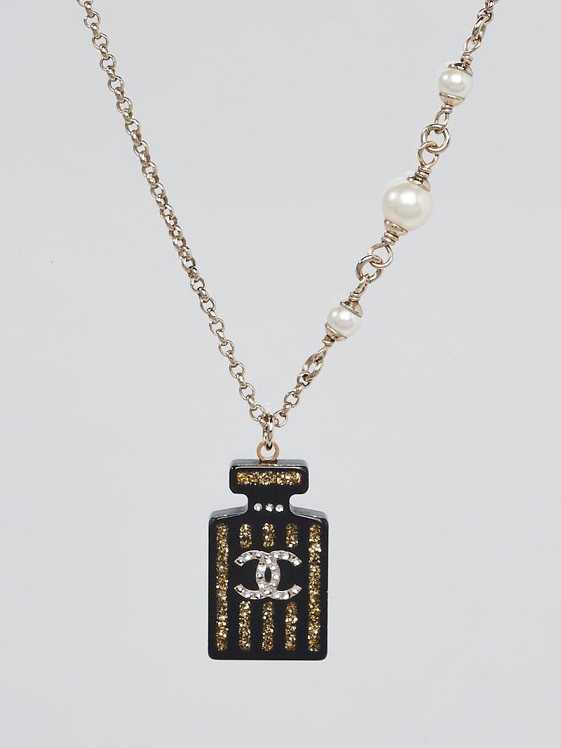 Chanel Perfume Bottle hot Pendant Necklace Set