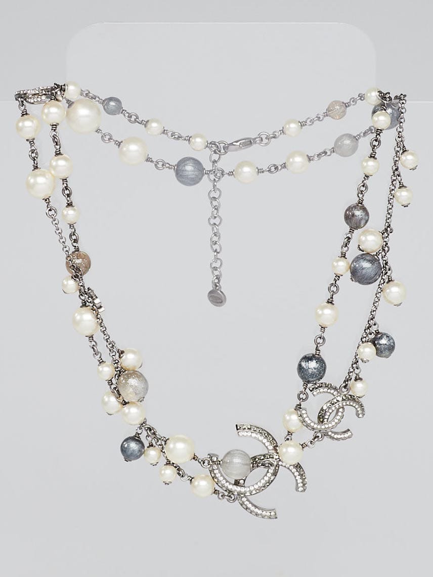 Chanel Black/Grey Beaded CC Long Pearl 