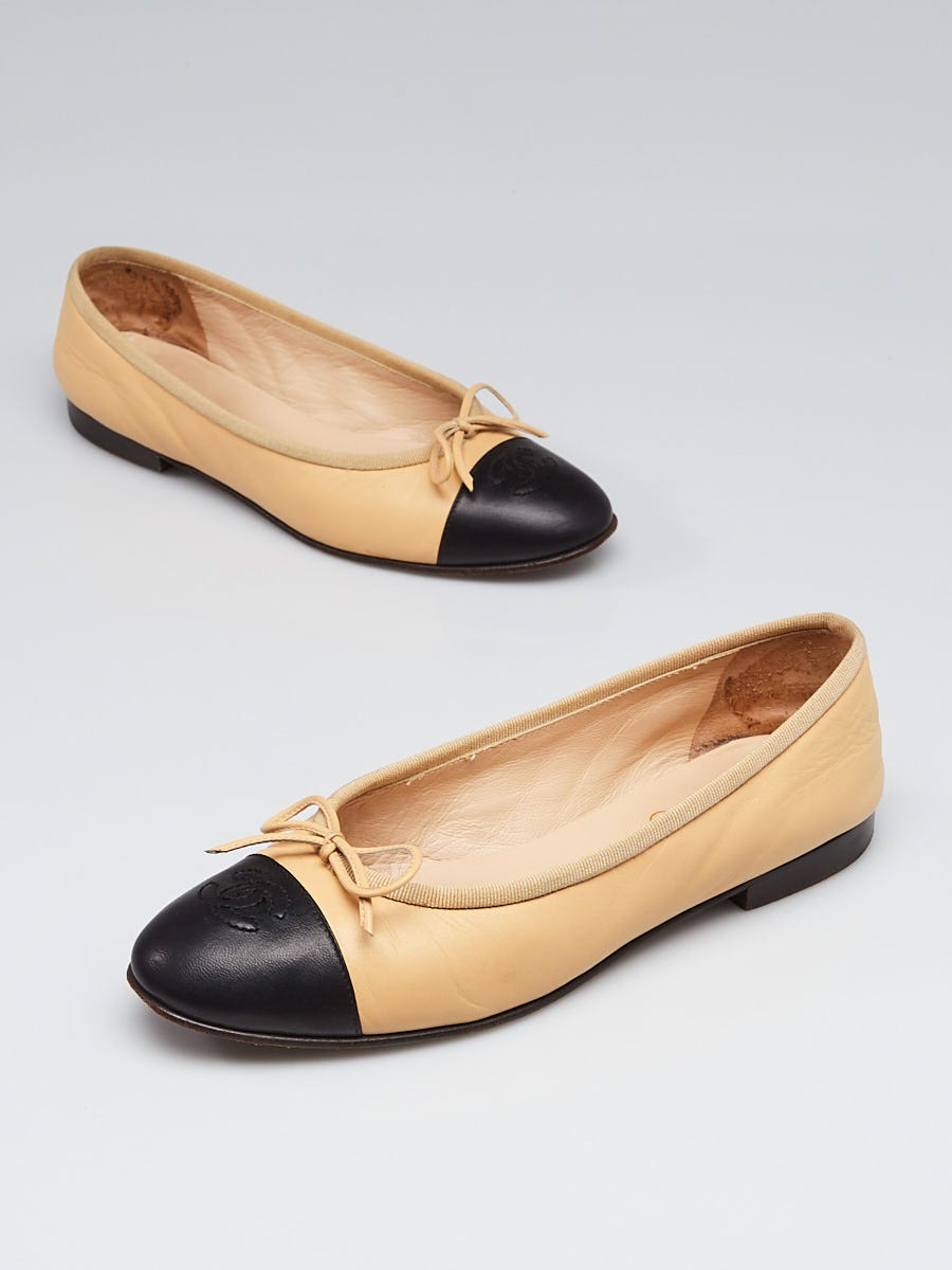 Chanel Beige/Black Lambskin Leather CC Cap Toe Ballet Flats Size 7.5/38 -  Yoogi's Closet
