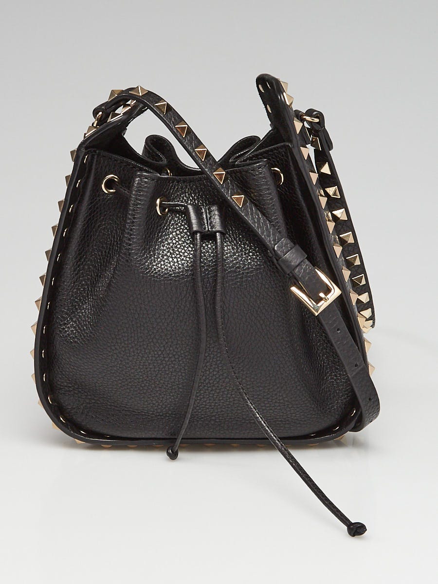 Valentino rockstud discount bucket bag
