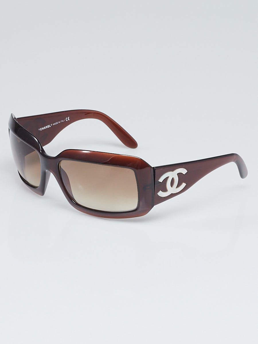 Ed tro fyrretræ Chanel Brown Frame CC Mother of Pearl Sunglasses- 5076-H - Yoogi's Closet