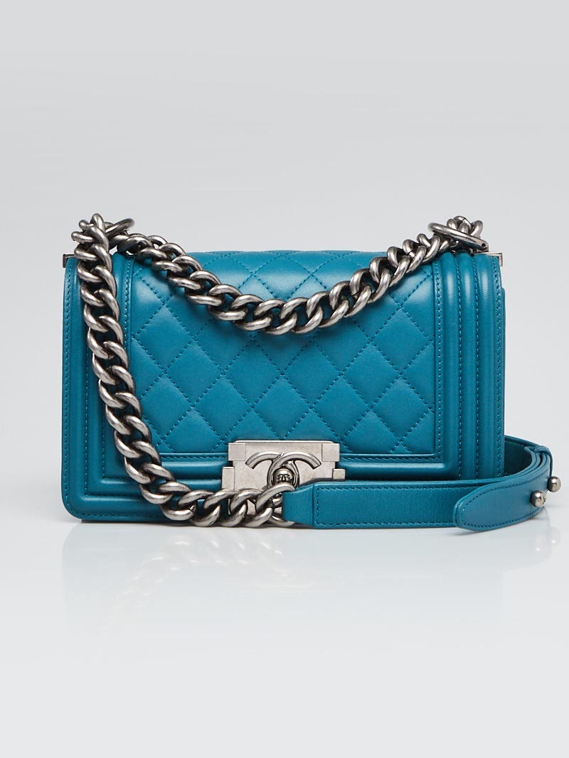Chanel turquoise boy bag discount