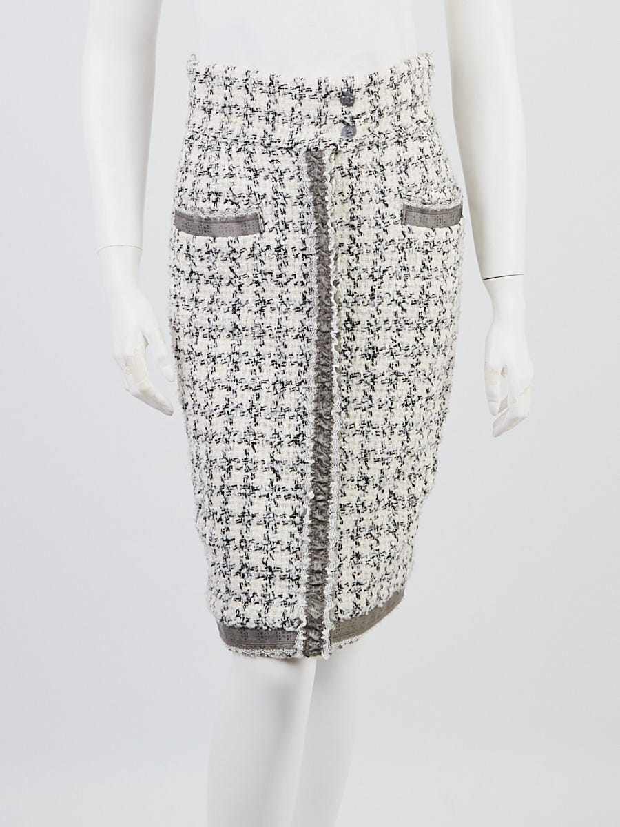 Tweed skirt size 6 top