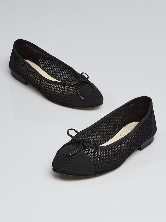 Chanel Black Mesh Fabric Cap Toe CC Ballet Flats Size 7.5/38