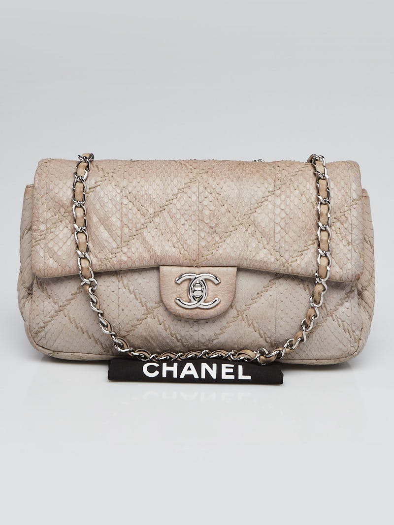 Chanel Red Quilted Nubuck Leather Small Diamond Crochet Stitch