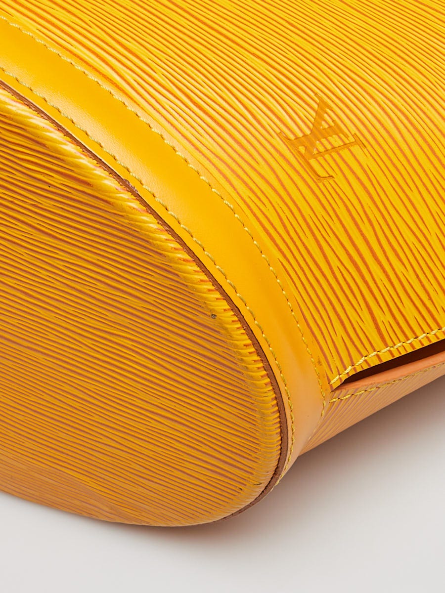 Louis Vuitton 100% Leather Solid Colored Yellow Vintage Epi Saint