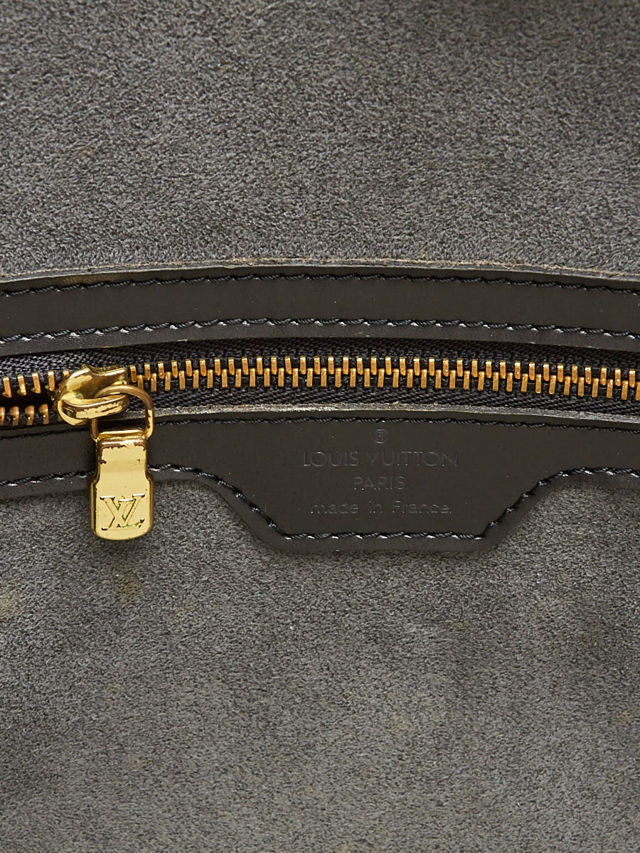 Lot - Louis Vuitton Noir Black Epi Leather Lussac Handbag Date