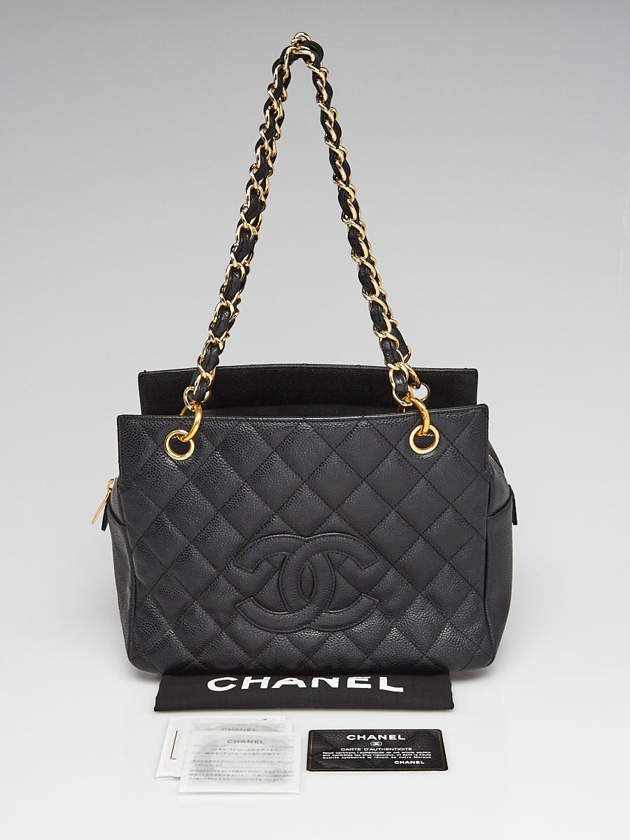 what's in my bag  Chanel Petite Shopping Tote 