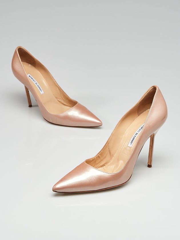 Manolo Blahnik Champagne Gold Patent Leather BB 105 Pointed Toe Pumps Size 10.5/41