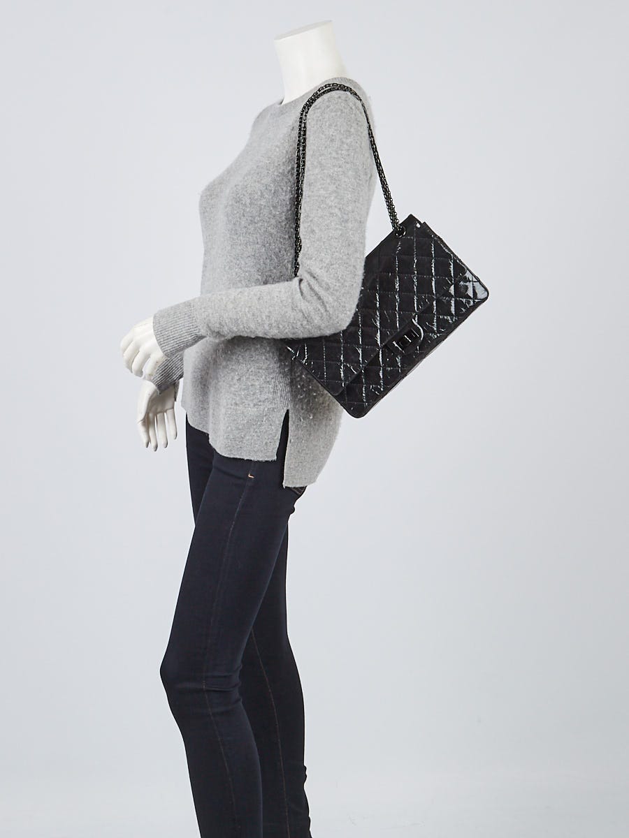 Chanel Black 2.55 Reissue Chevron Quilted Calfskin Leather So Black 226  Flap Bag - Yoogi's Closet