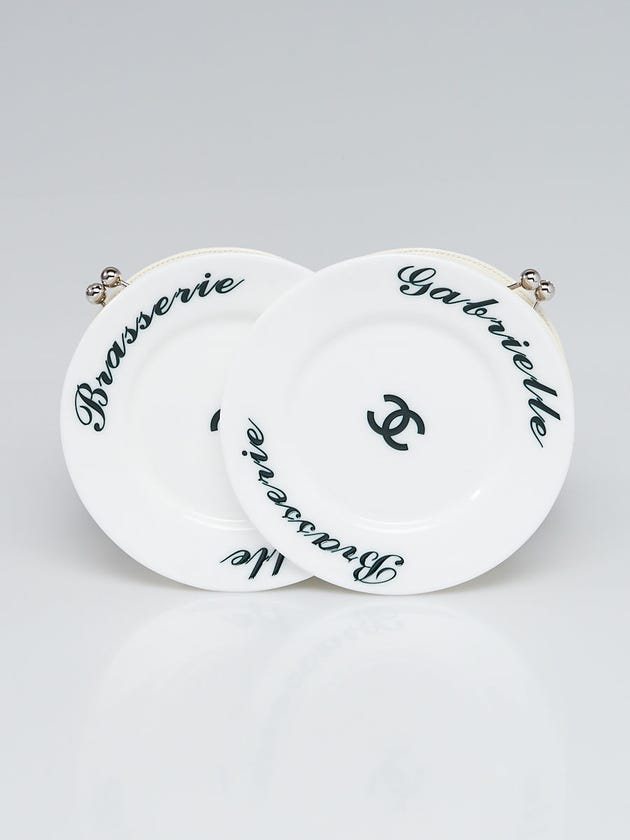 Chanel White Leather and Plexiglas Brasserie Gabrielle Plate Clutch Bag