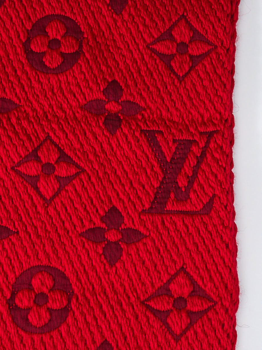 Louis Vuitton Logomania Scarf Ruby – STYLISHTOP