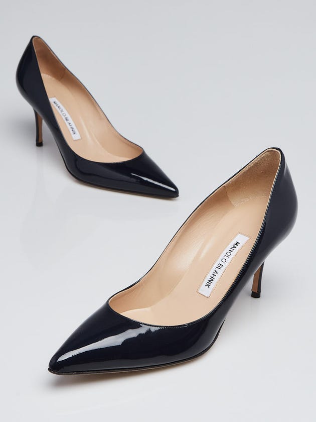 Manolo Blahnik Navy Blue Patent Leather Pointed Toe Pumps Size 8/38.5