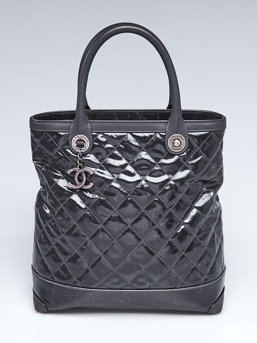 Chanel Black Striated Quilted Coated Canvas Small Rue Cambon Tote Bag -  Yoogi's Closet