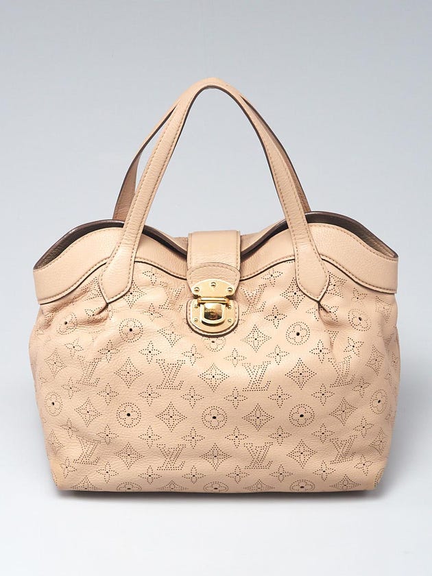 Louis Vuitton Coquill Mahina Leather Cirrus PM Bag