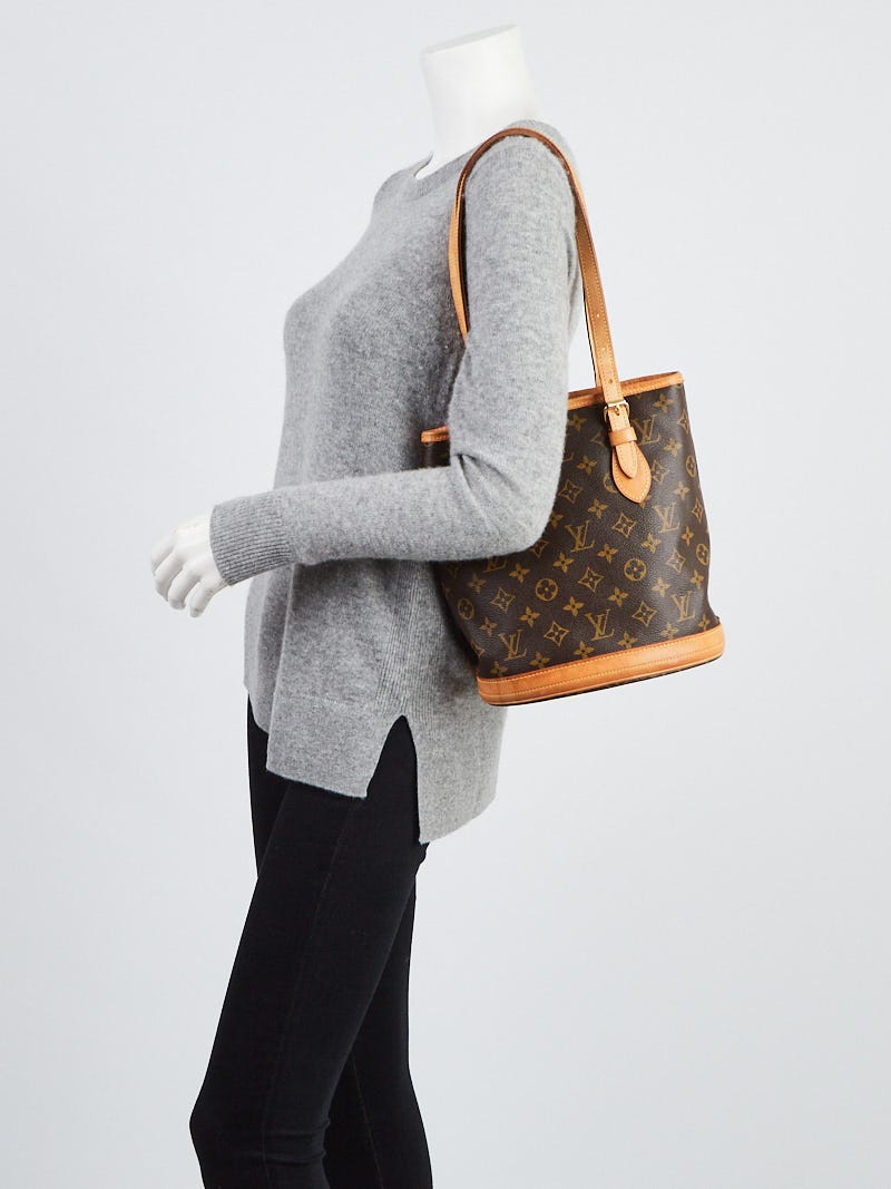 Louis Vuitton Monogram Canvas Petit Bucket w/ Accessories Pochette -  Yoogi's Closet