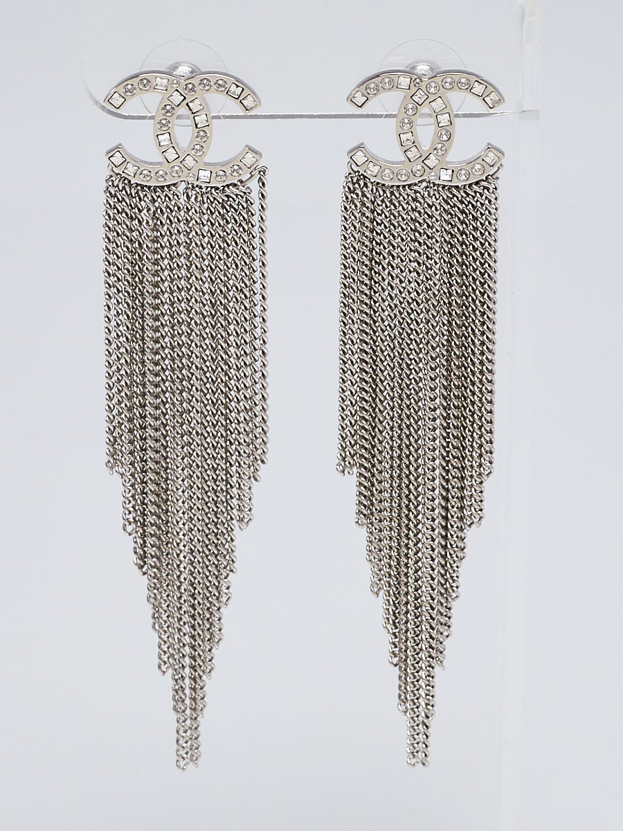 Chanel Faux Pearl and CC Logo Drop Clip-On Earrings - Yoogi's Closet