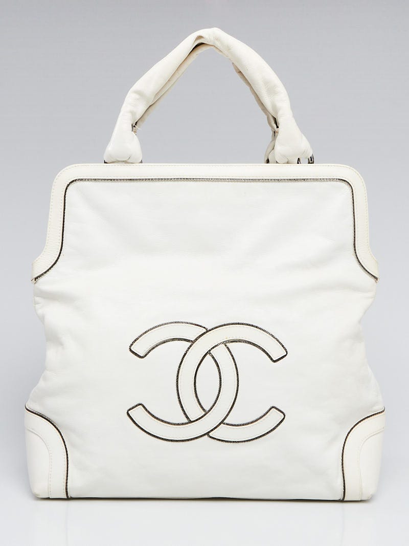 Chanel White Leather Micro Chain CC Soho Tote Bag - Yoogi's Closet