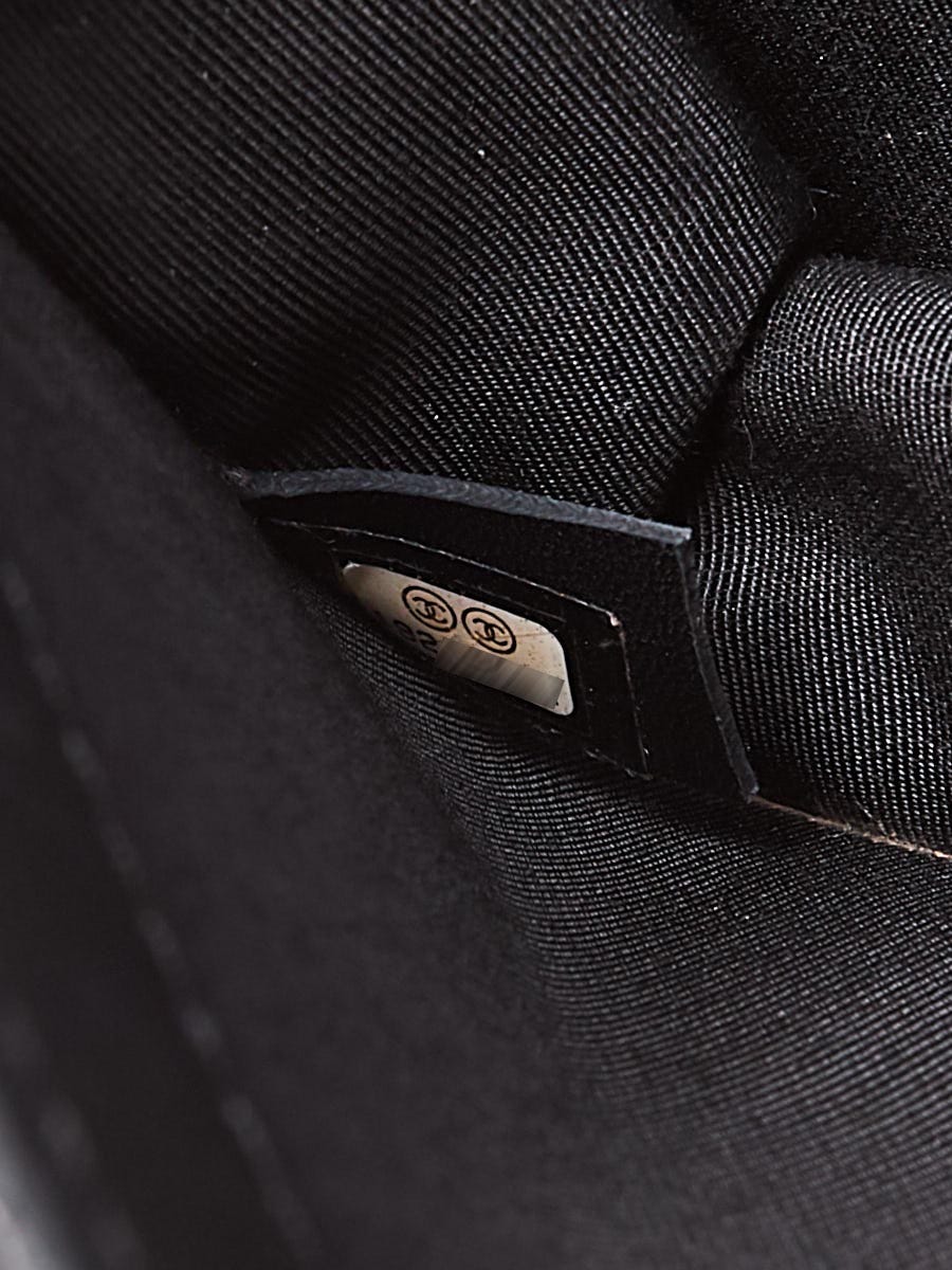 Chanel Black/White Striped Plexiglas and Leather East/West Boy Brick Flap  Bag - Yoogi's Closet