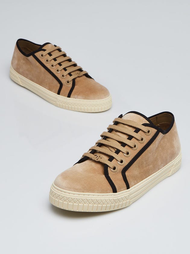 Chanel Tan Fabric CC Low Sneakers Size 7/37.5