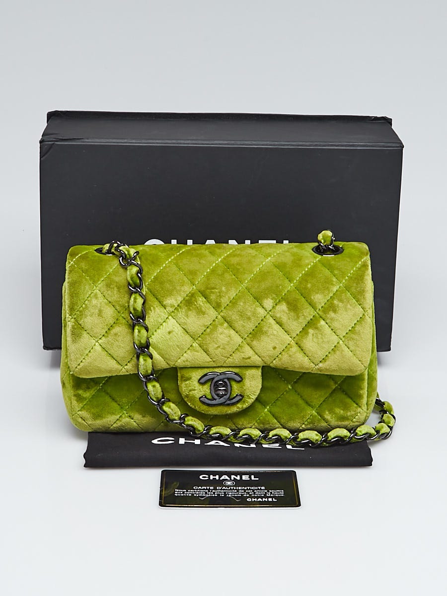 Green velvet best sale chanel bag