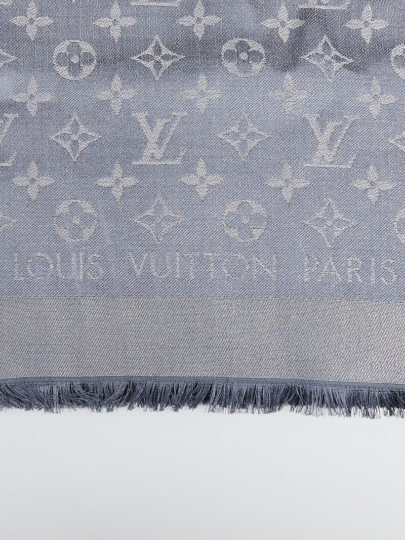 Monogram Scarf Light Grey (2)