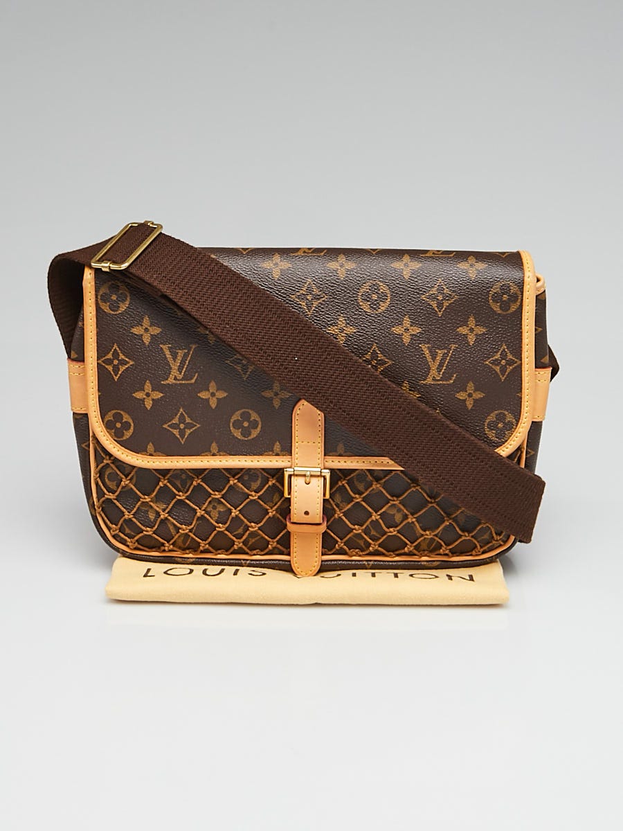 Louis Vuitton Monogram Canvas Bosphore Pochette Messenger Bag - Yoogi's  Closet