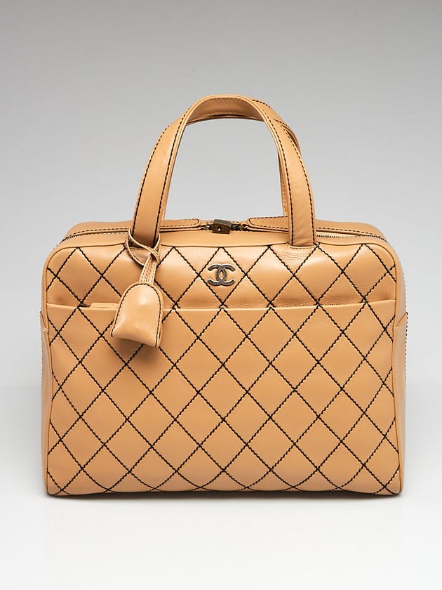 Chanel Beige/Black Quilted Leather Wild Stitch Large Travel Bag