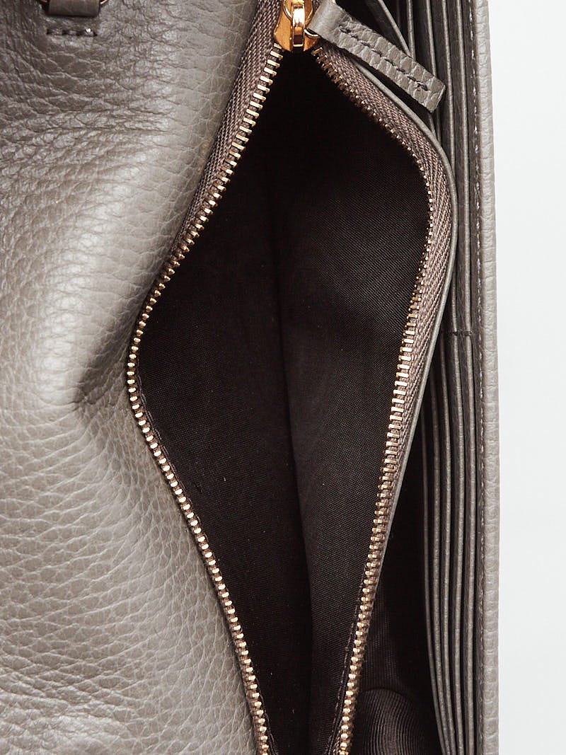 Gucci Grey Pebbled Leather Interlocking G Wallet on Chain Clutch Bag -  Yoogi's Closet