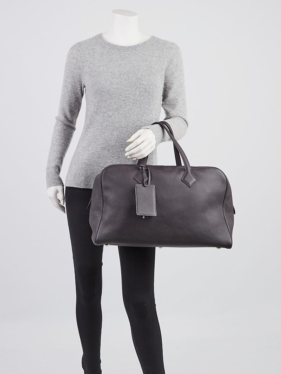 Hermès Authenticated Victoria Leather Handbag