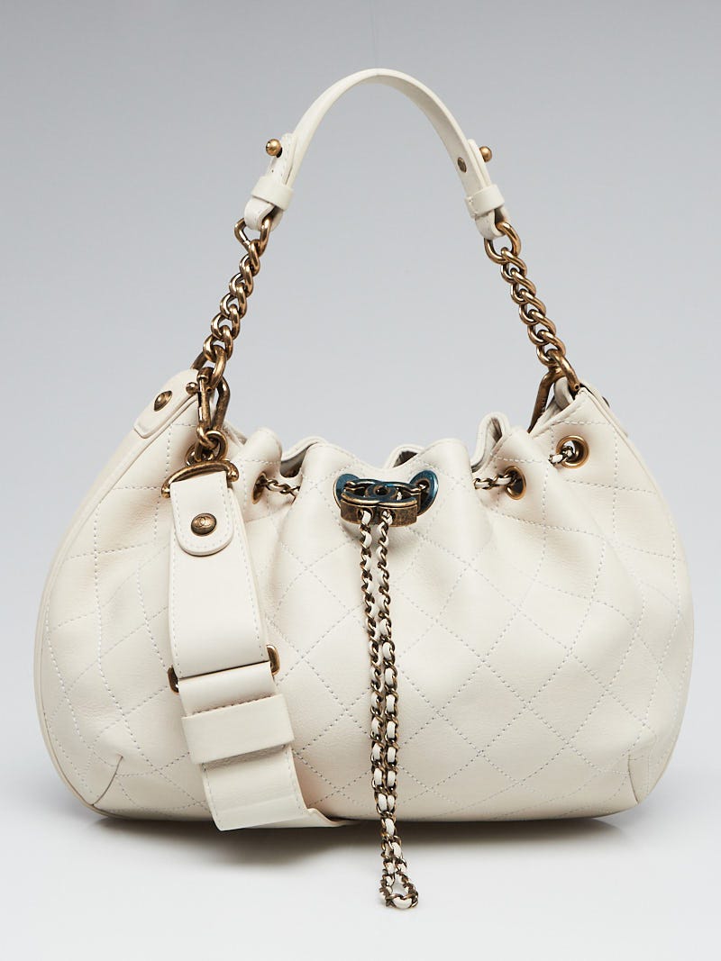 Chanel Off White Quilted Lambskin Leather Drawstring Medium Hobo Bag -  Yoogi's Closet