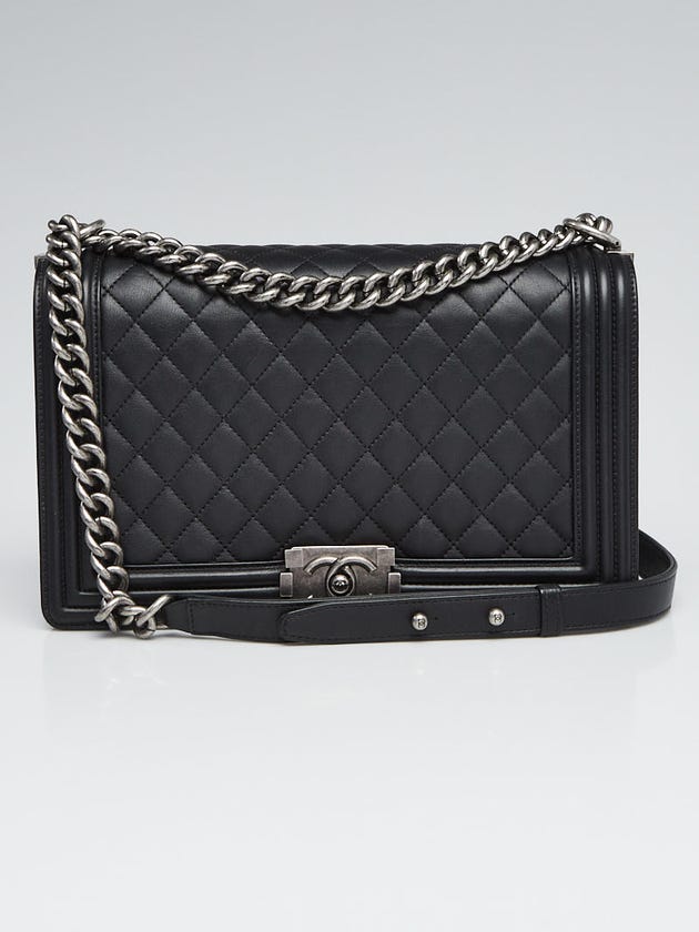 Chanel Black Quilted Grain Leather New Medium Boy Bag